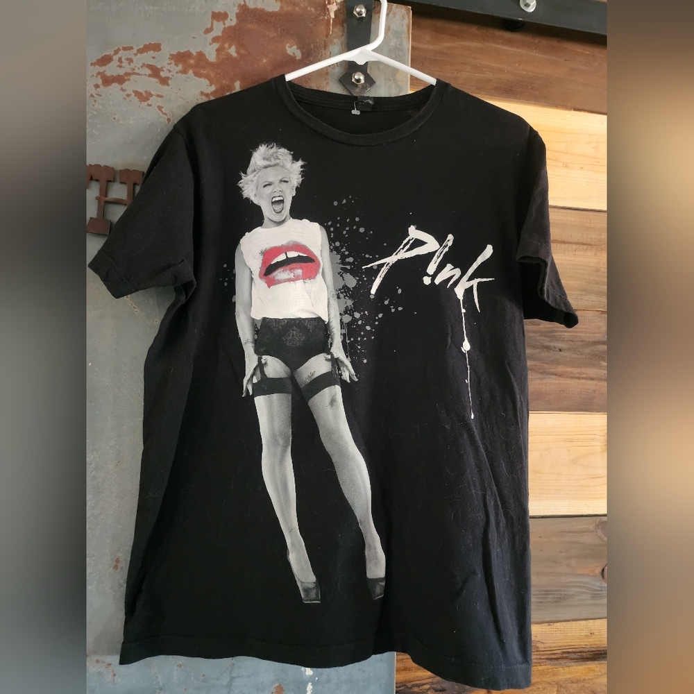 Pink 2013 Concert Tour The Truth About Love Tultex Black T-Shirt